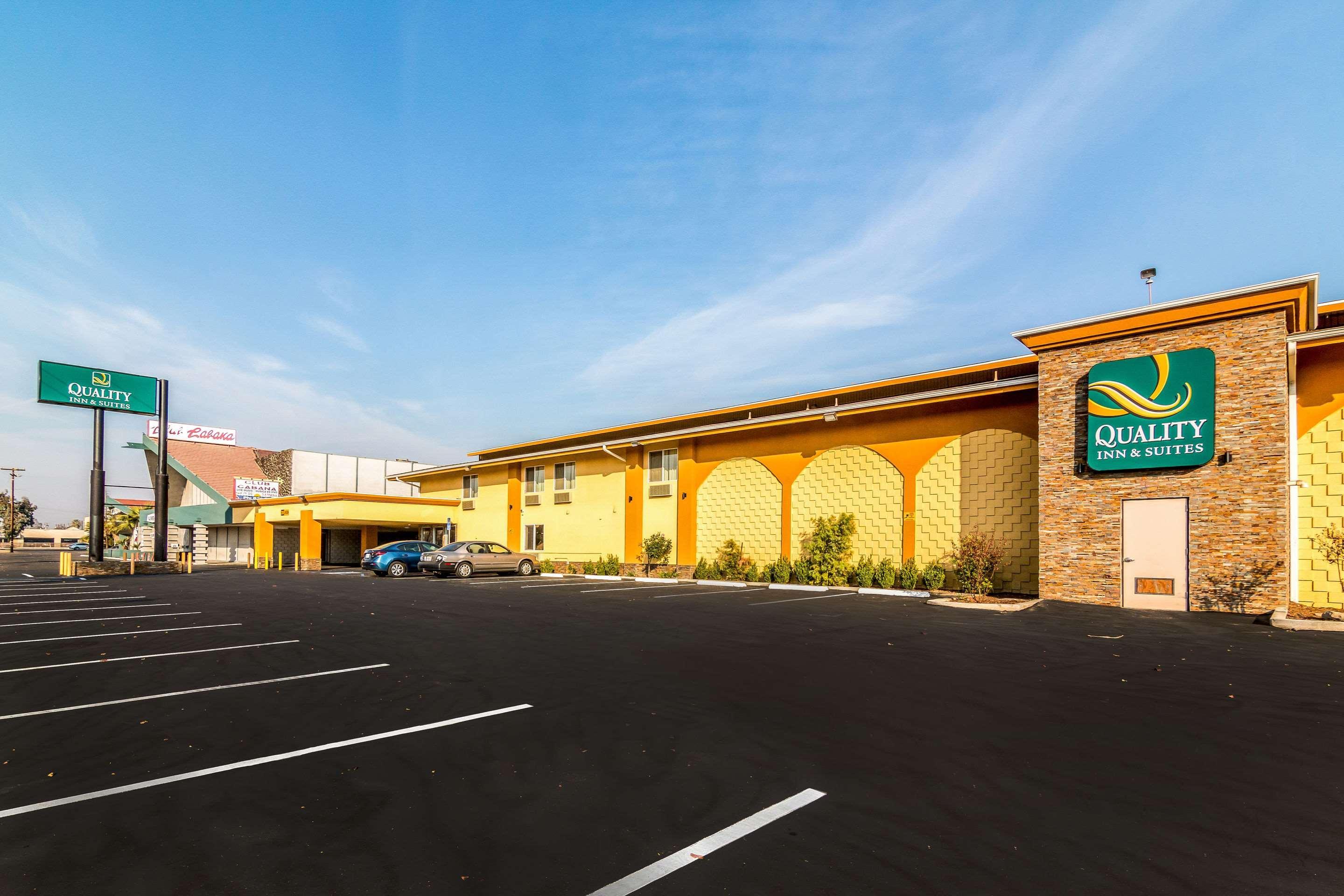 Quality Inn & Suites Near Downtown Bakersfield Exterior photo